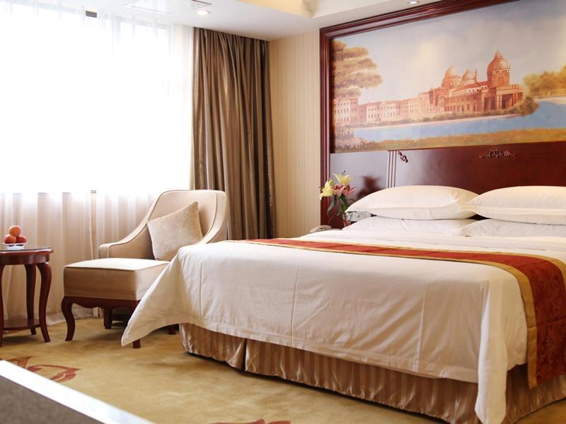 Vienna Hotel Foshan Nanhai City Square Kültér fotó
